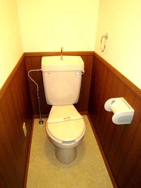 トイレ ミドルロ－ド壱番館