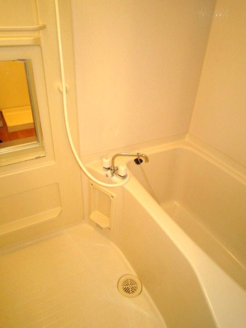 バス／シャワールーム等 ミドルロ－ド壱番館