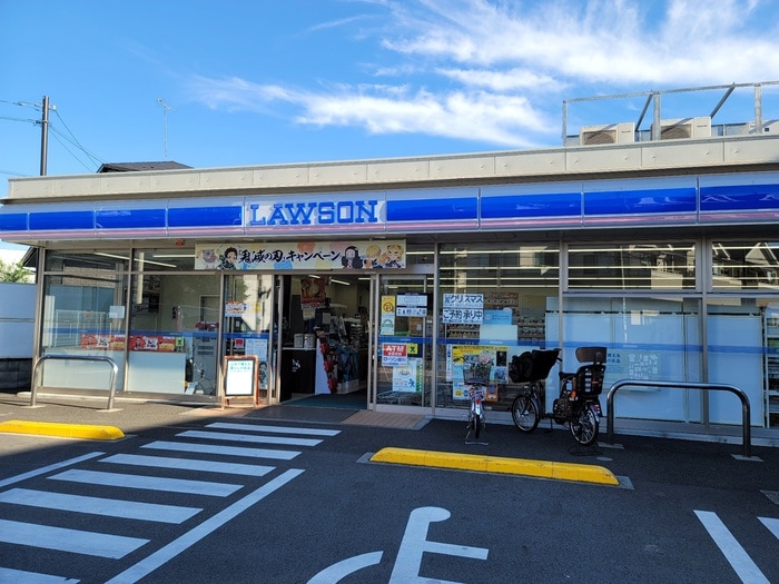 ローソン　西東京中町二丁目店(コンビニ)まで137m サクラメント保谷