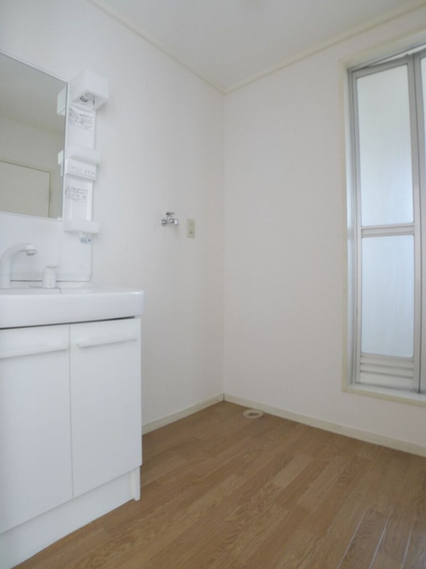 洗濯機置場 ロビンヒルＡ