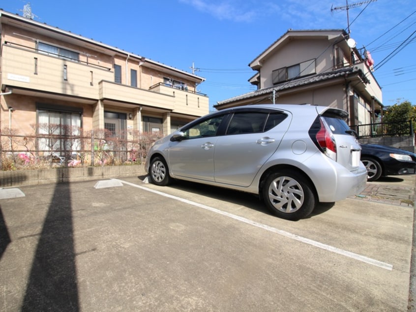 駐車場 アムール仲町台　