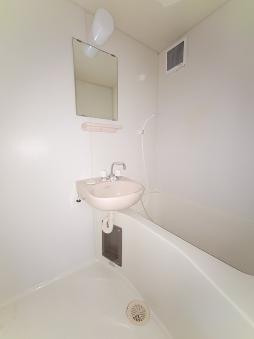 バス／シャワールーム等 カ－サ・ロボ