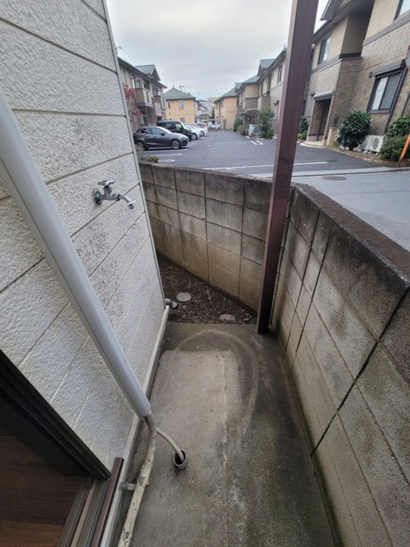 洗濯機置場 カ－サ・ロボ