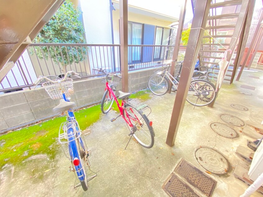 駐輪場 シティイレブン