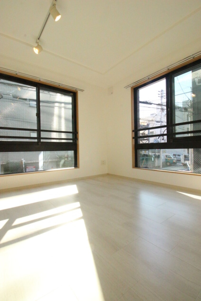 居室 FABRIC飯田橋