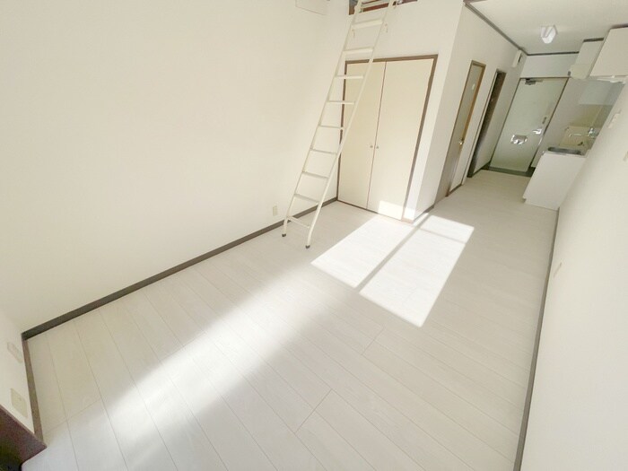 居室 ロイヤル・タカラⅠ