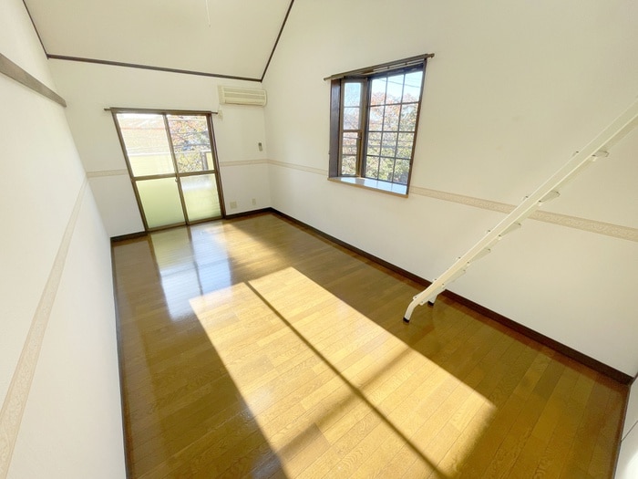 居室 ロイヤル・タカラⅠ