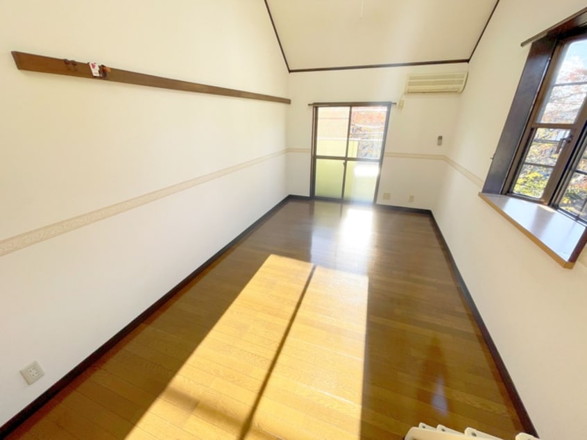 居室 ロイヤル・タカラⅠ