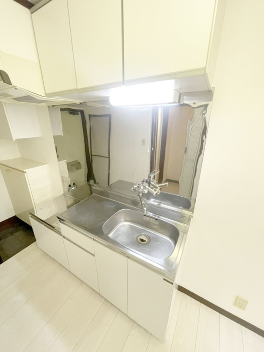 キッチン ロイヤル・タカラⅠ