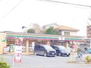 セブンイレブン(コンビニ)まで620m ロイヤル・タカラⅠ