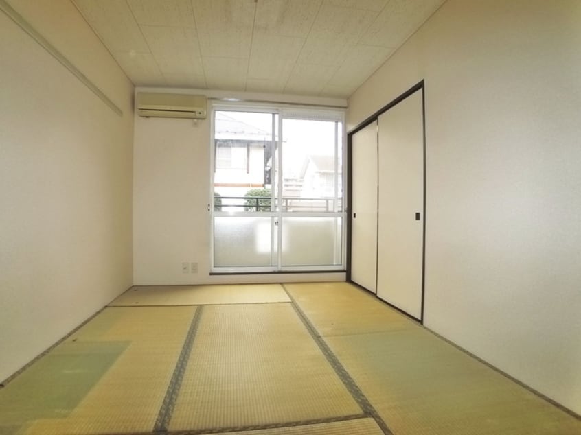 居室 グリ－ンハイツ