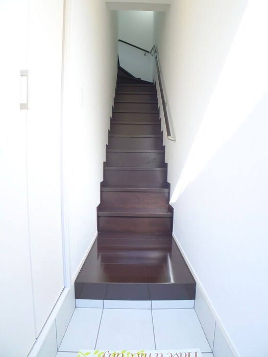 玄関 アルバ・トレ柏