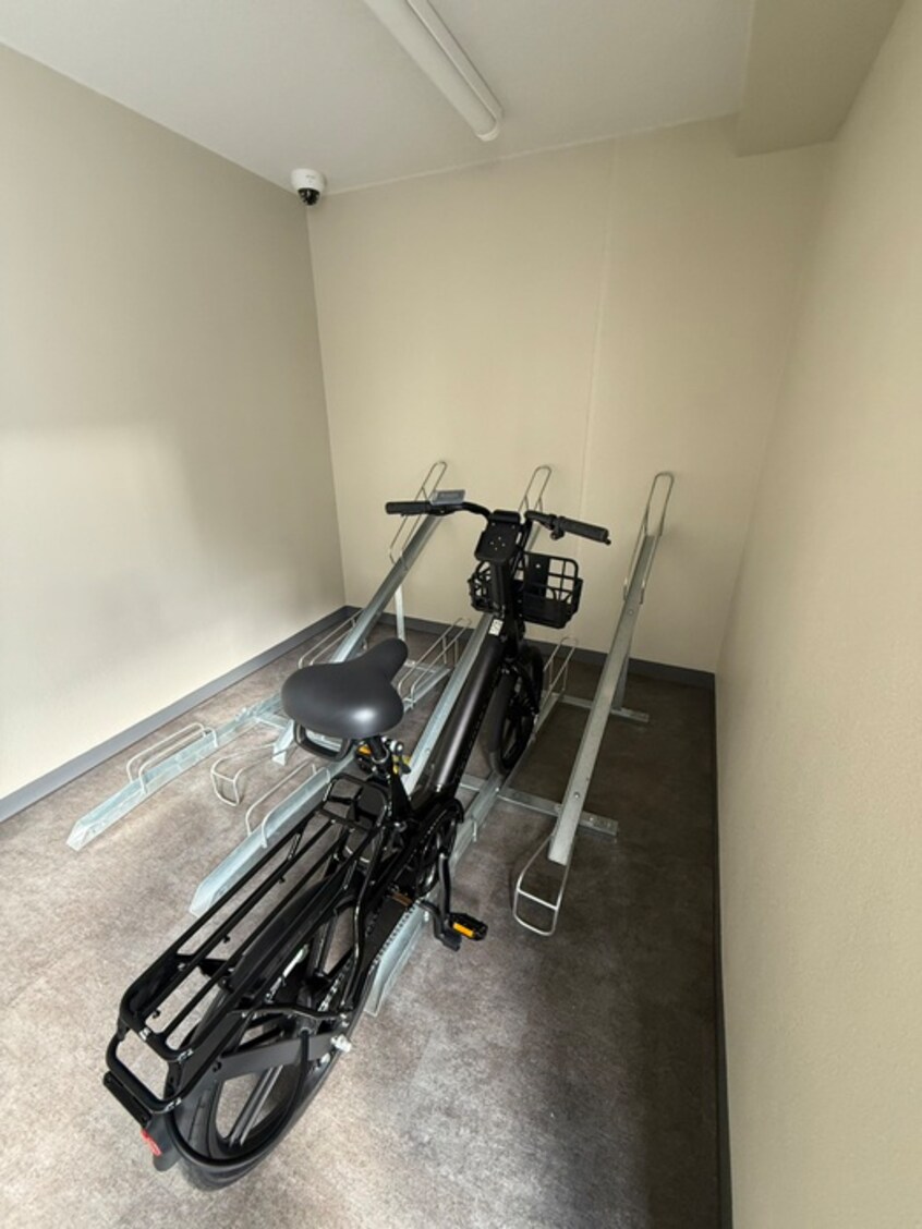 駐輪場 西田マンション