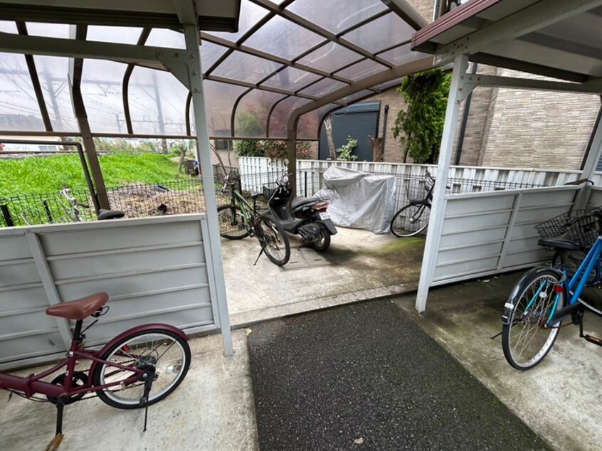バイク置き場 サザンクロス