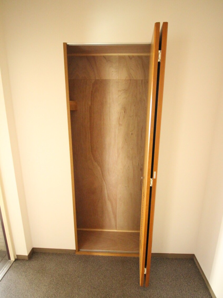 収納 コ－ポレ－ト鷺沼