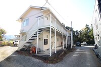 サンハイツ三内