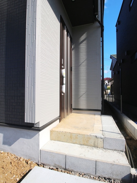 エントランス部分 仮)川越市的場新築MAISON　2号棟