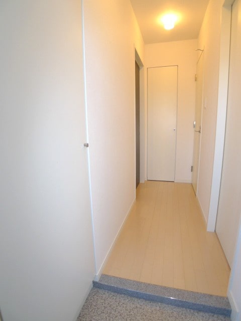 玄関 ＲｏｏｔＷｈｉｔｅⅢ