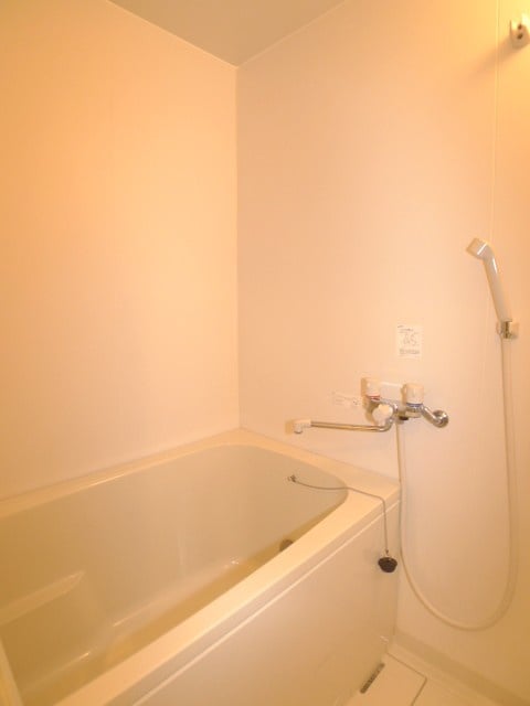 バス／シャワールーム等 ＲｏｏｔＷｈｉｔｅⅢ