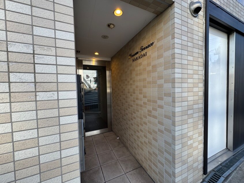 エントランス部分 ブロッサムテラス中台