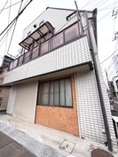 アルファビルの外観