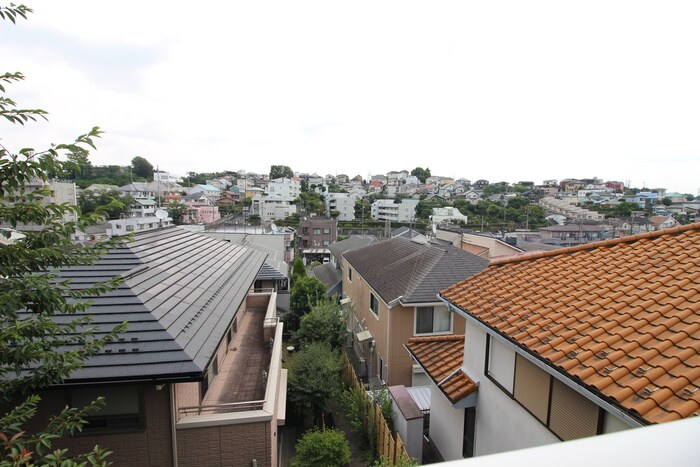 室内からの展望 ハイライズ玉川学園