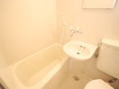 バス／シャワールーム等 クレセントハイム