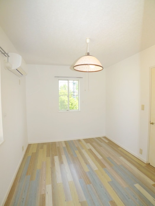 居室 フィオレフジ