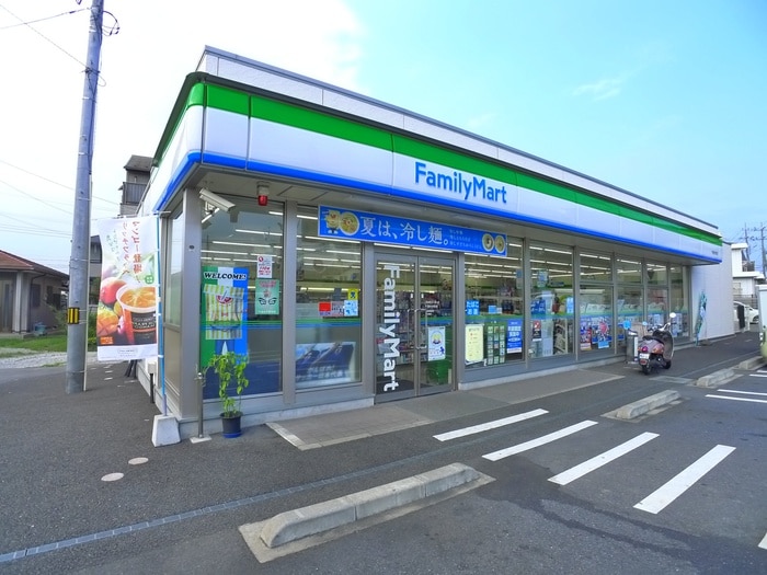 ファミリーマート(コンビニ)まで600m プリムローズ
