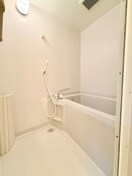 バス／シャワールーム等 Flower court