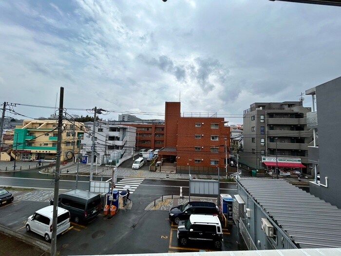 室内からの展望 グランパーク六角橋