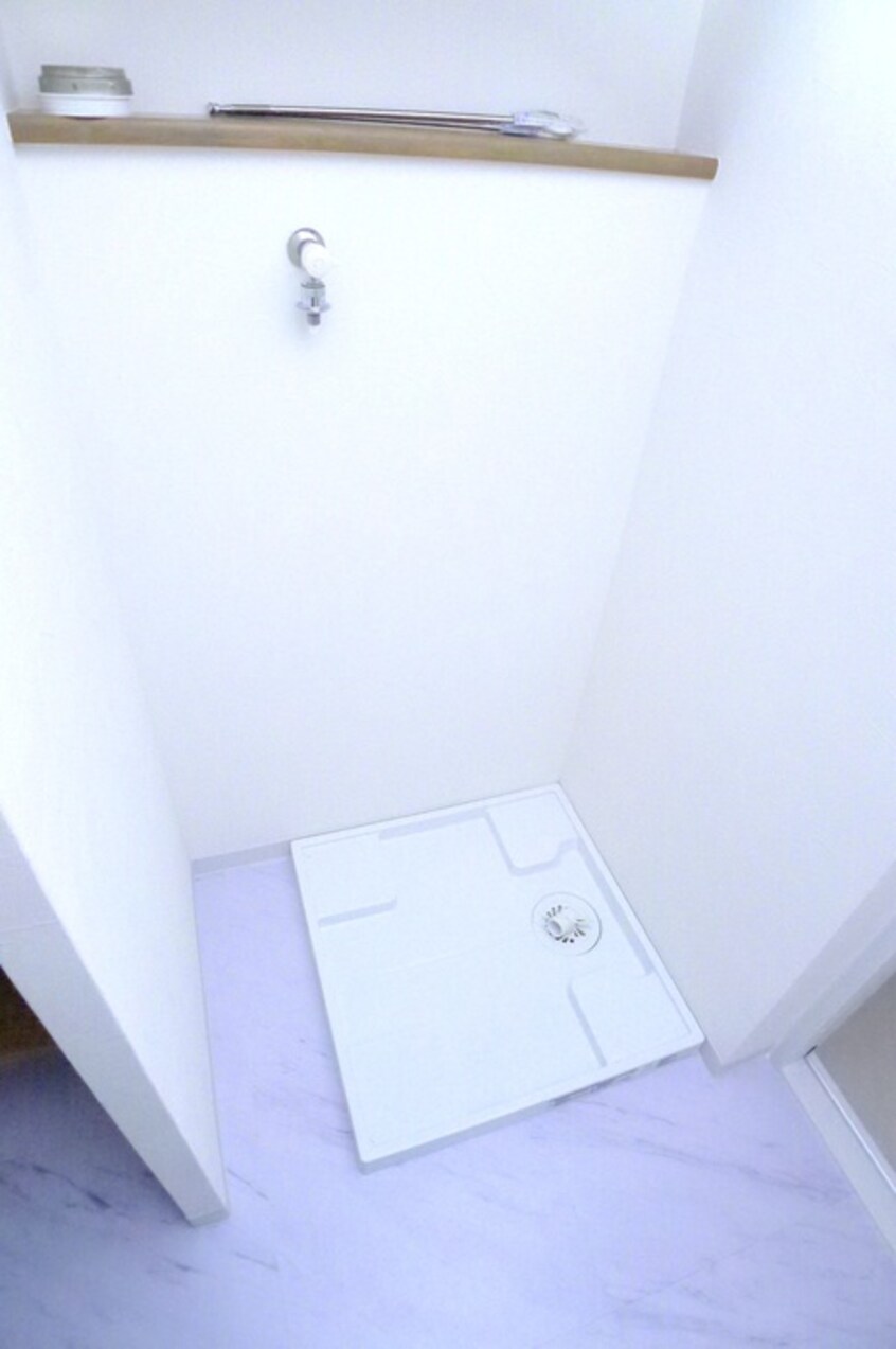 洗濯機置場 コスモ松戸（401）