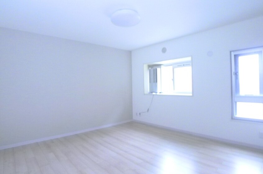 居室 コスモ松戸（401）