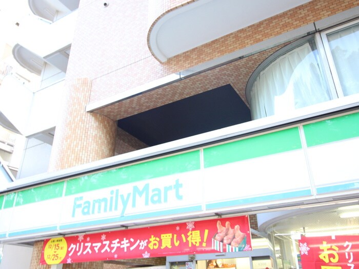 ファミリーマート(コンビニ)まで450m ﾗｲｵﾝｽﾞMS横浜大通り公園第2(402)