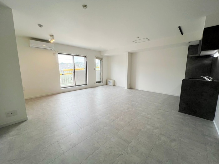 居室 エム・ジュビリー