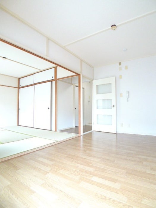 居室 イイノレジデンス