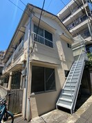松沢荘の外観