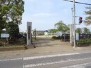 坂戸市立入西小学校(小学校)まで1200m グラン・シャトーA