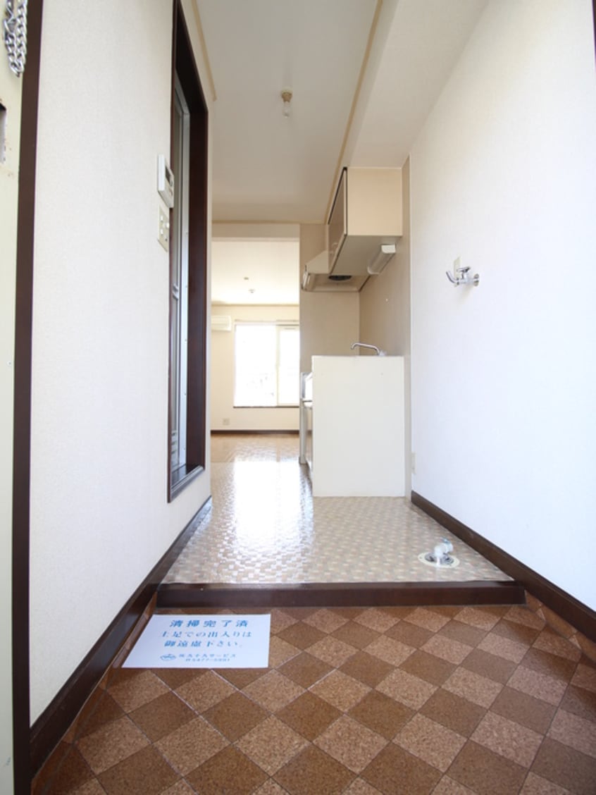 玄関 メゾンソレイユ