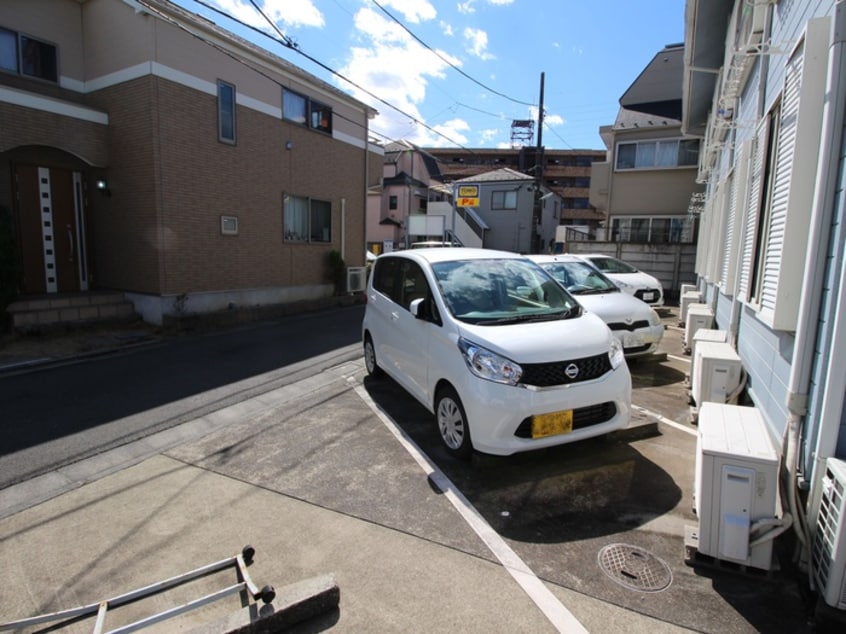 駐車場 メゾンソレイユ