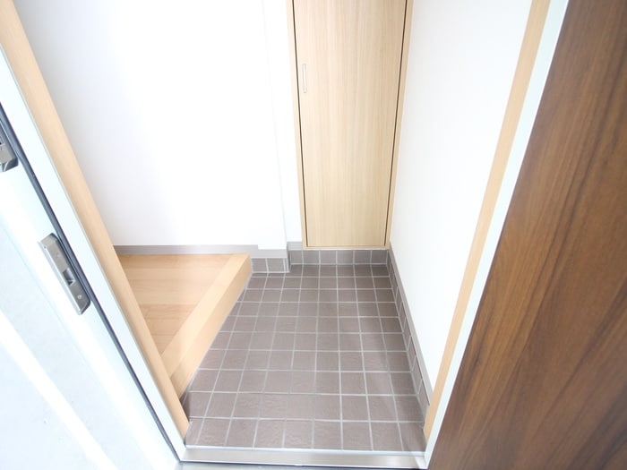 玄関 Noir et　Marron