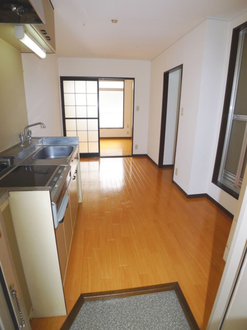 廊下 ルピナスＣ