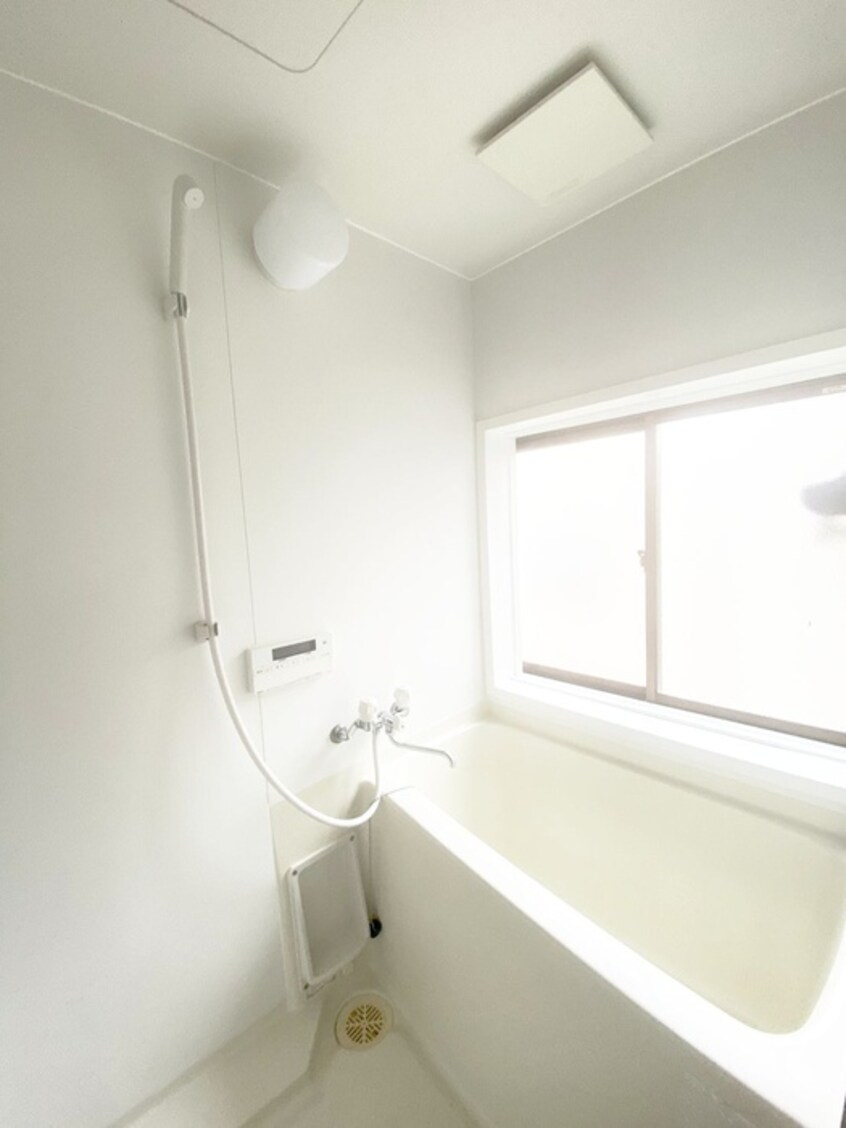 バス／シャワールーム等 カーサ山本