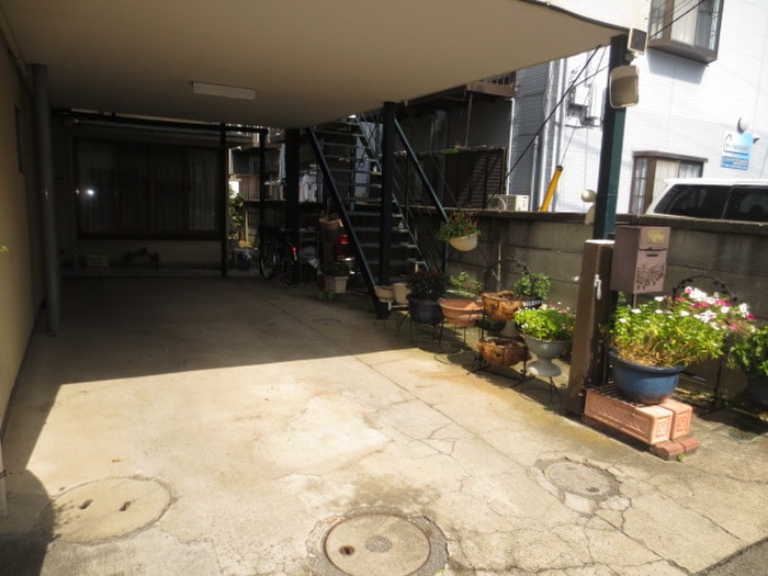 駐車場 けやき荘