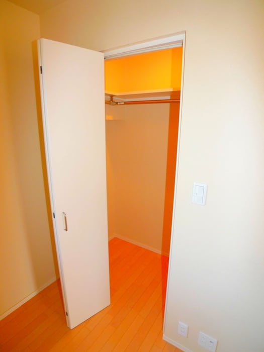 収納 ロ－ズガ－デンⅡ