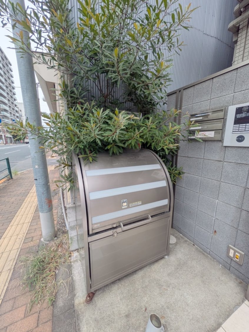建物設備 REX