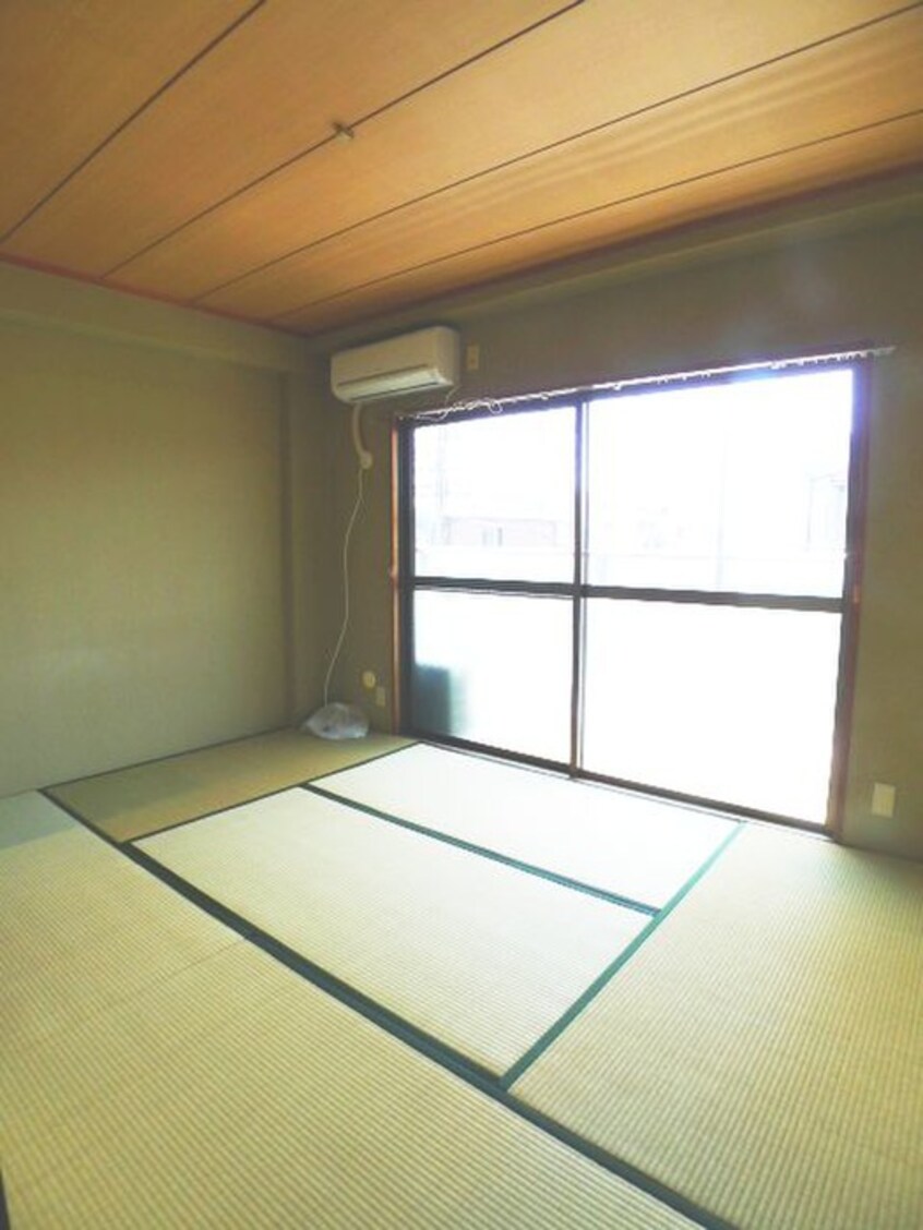 居室 パ－ク越谷