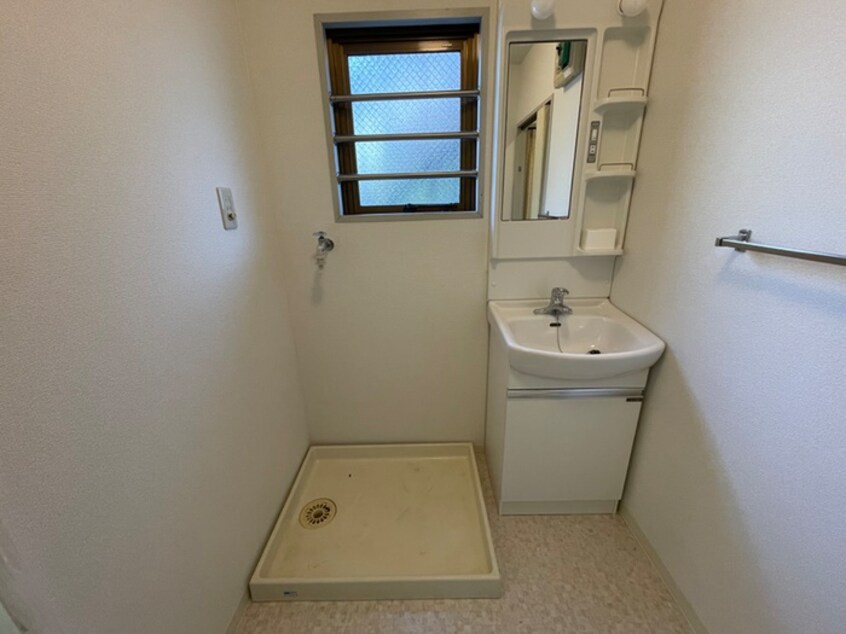 洗濯機置場 パ－ク越谷