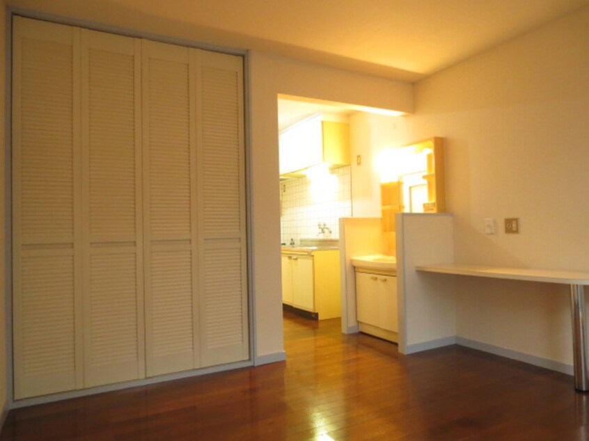 居室 ＰＬＡＳＩＲ　ＳＡＴＯ