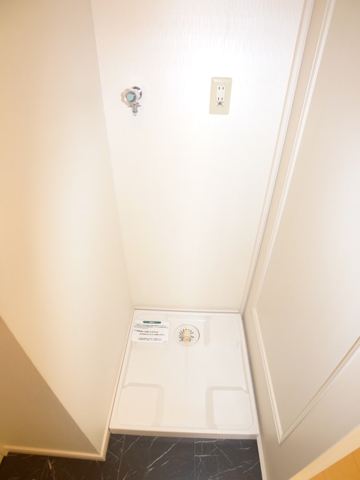 洗濯機置場 クレセール稲毛